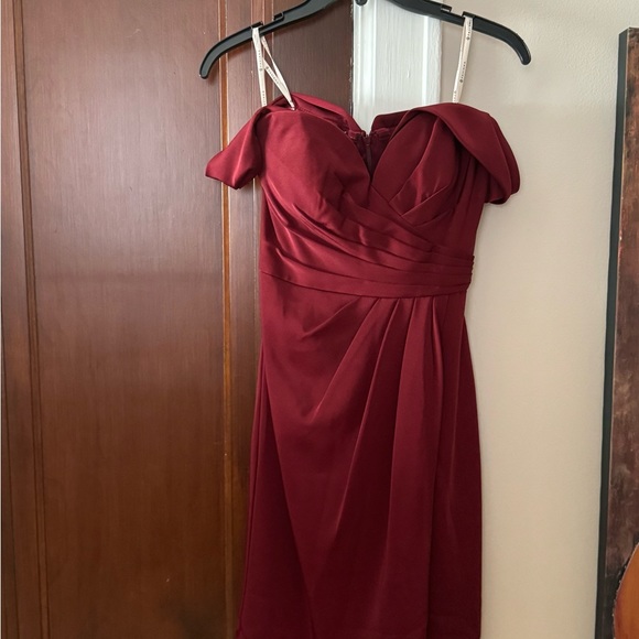 Faviana Off The Shoulder Cocktail Dress In Wine - Picture 4 of 7